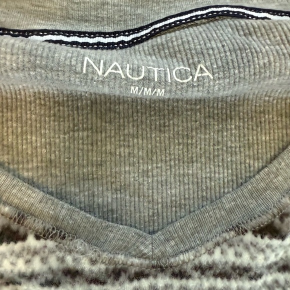 Nautica Women’s Fair Isle Pajama Set | Size Medium - Picture 8 of 10